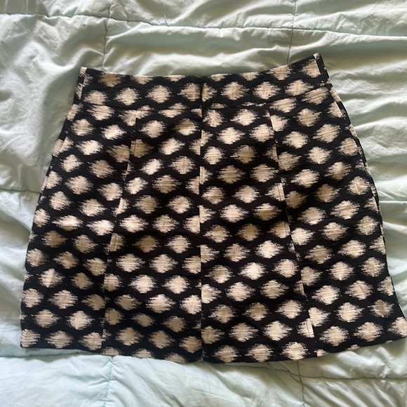 Banana Republic blue and white skirt size 6 - Picture 2 of 3